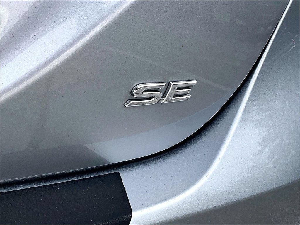 Used 2019 Toyota Camry SE FWD image 26