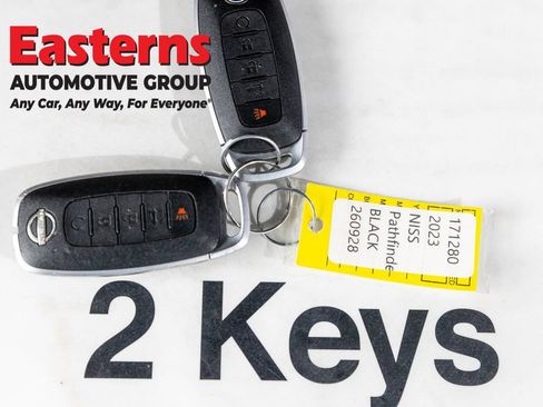 Used 2023 Nissan Pathfinder SL w/ SL Premium Package AWD/4WD image 26