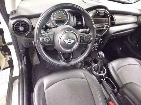 Used 2016 MINI Cooper 2-Door Hardtop FWD image 32