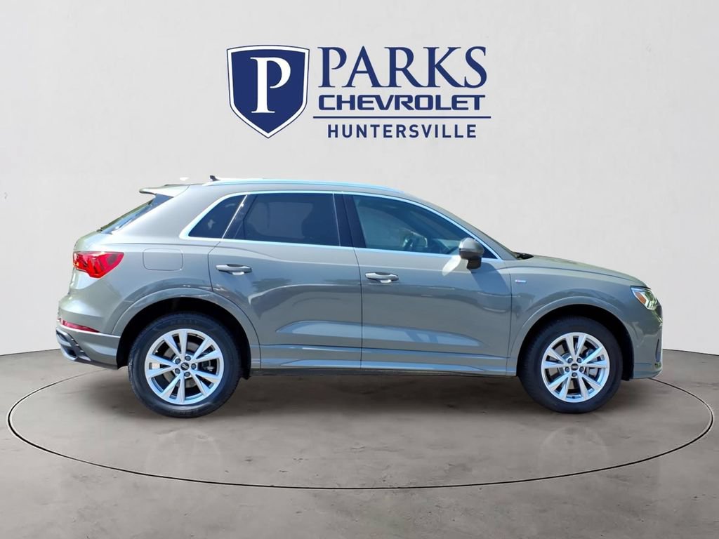Used 2025 Audi Q3 2.0T Premium AWD/4WD image 34