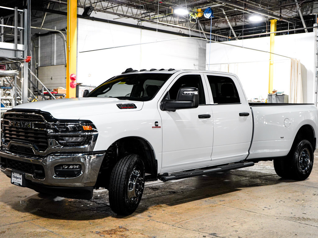 New 2027 RAM 3500 Tradesman AWD/4WD image 4