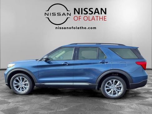 Used 2020 Ford Explorer XLT w/ Equipment Group 202A image 20