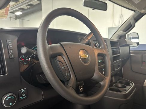 New 2025 Chevrolet Express 2500 w/ Driver Convenience Package image 27