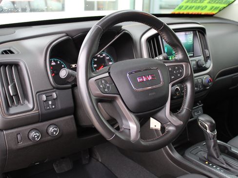 Used 2022 GMC Canyon AT4 w/ Trailering Package image 12