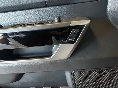 Used 2024 Toyota Tundra Limited image 5