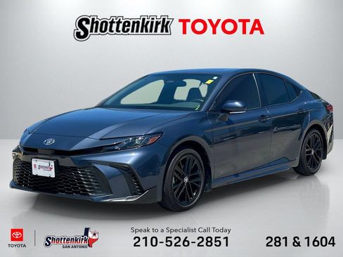 Used 2026 Toyota Camry SE w/ Multimedia Upgrade Package FWD image 1