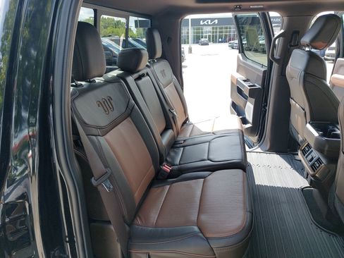 Used 2025 Ford F150 King Ranch AWD/4WD image 12