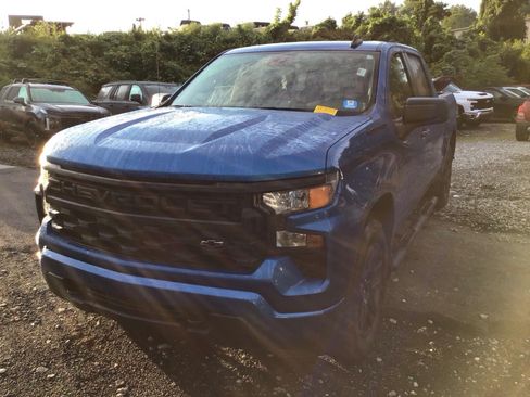 Used 2023 Chevrolet Silverado 1500 Custom w/ LPO, Dark Essentials Package RWD image 2