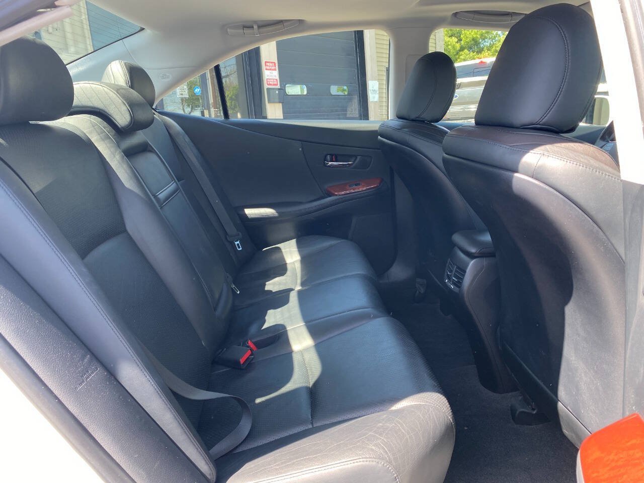 Used 2010 Lexus HS 250h Premium w/ Preferred Accessory Package FWD image 28