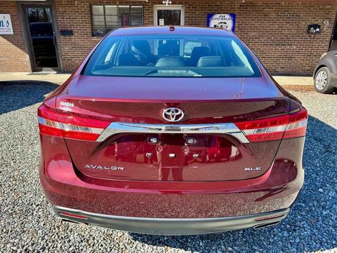 Used 2015 Toyota Avalon XLE image 4