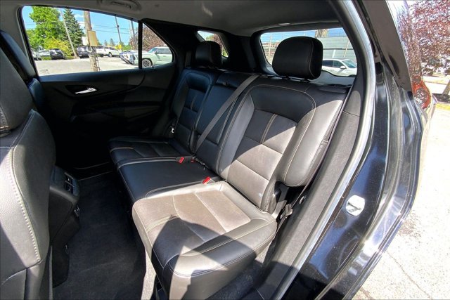 Used 2022 Chevrolet Equinox Premier AWD/4WD image 24