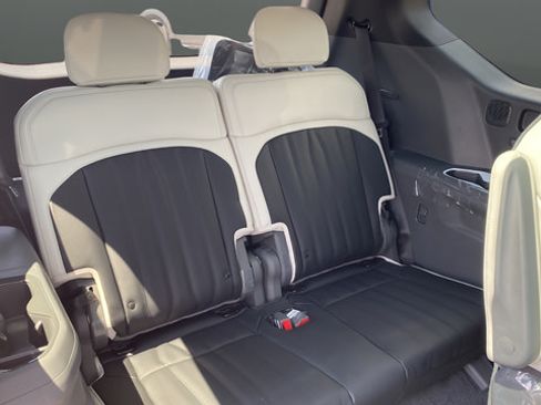 New 2026 Kia EV9 GT-Line AWD/4WD image 28
