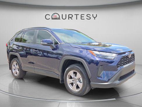 Certified 2025 Toyota RAV4 XLE w/ Convenience Package FWD image 7