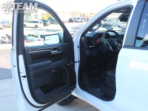 Certified 2024 Chevrolet Silverado 1500 RST image 10