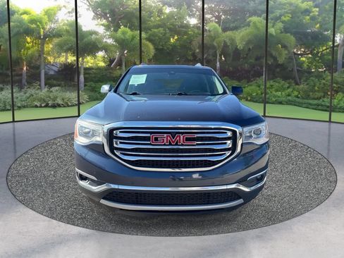 Used 2019 GMC Acadia SLT AWD/4WD image 2