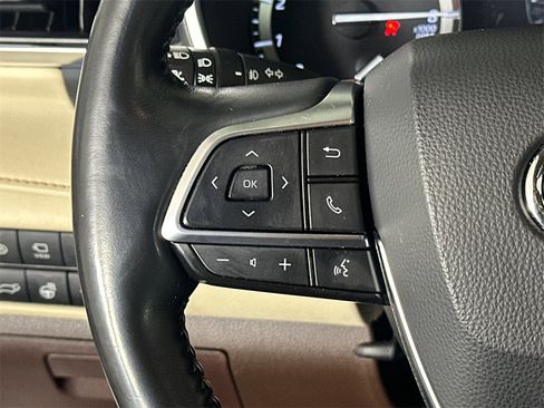 Used 2021 Toyota Highlander Platinum image 25