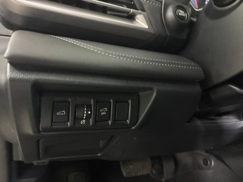 Used 2023 Subaru Outback Limited XT AWD/4WD image 21