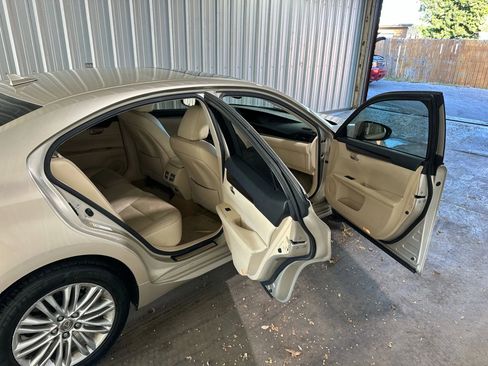 Used 2014 Lexus ES 350 image 17