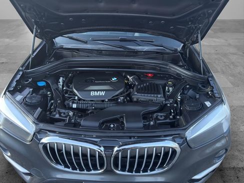 Used 2018 BMW X1 xDrive28i image 11