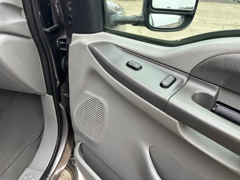 Used 2002 Ford F250 4x4 Crew Cab Super Duty image 26