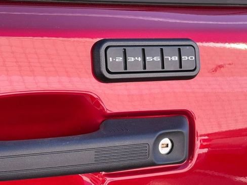 Used 2025 Ford Maverick XLT w/ XLT Luxury Package image 11