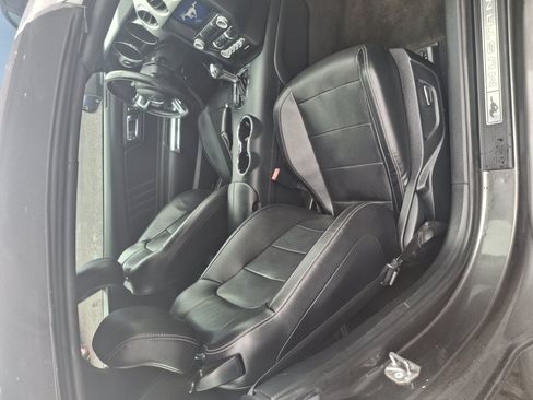 Used 2017 Ford Mustang Premium RWD image 11
