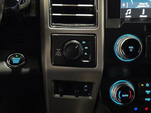 Used 2019 Ford F250 Platinum w/ Platinum Ultimate Package AWD/4WD image 26