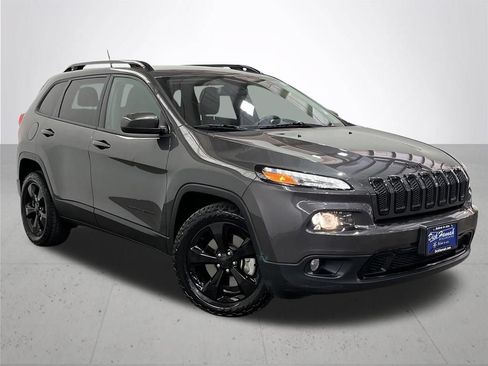 Used 2016 Jeep Cherokee Latitude FWD image 7