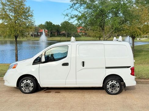 Used 2020 Nissan NV200 SV image 6