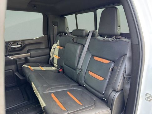 Used 2021 GMC Sierra 1500 AT4 w/ AT4 Value Package AWD/4WD image 11