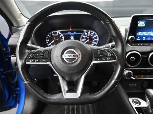 Used 2023 Nissan Sentra SV FWD image 17