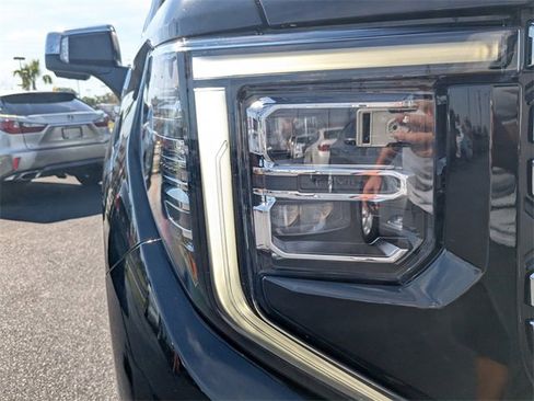 Used 2023 GMC Sierra 1500 Denali w/ Denali Reserve Package image 10