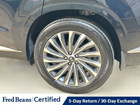 Used 2025 Hyundai Palisade Calligraphy image 9