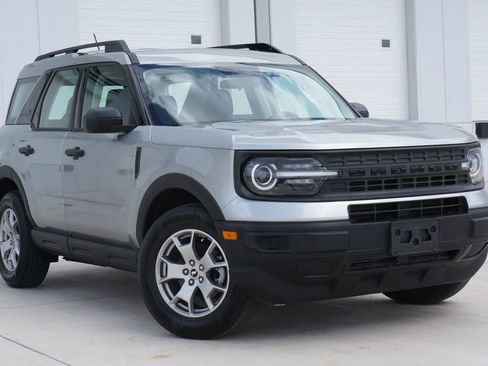 Used 2021 Ford Bronco Sport image 2