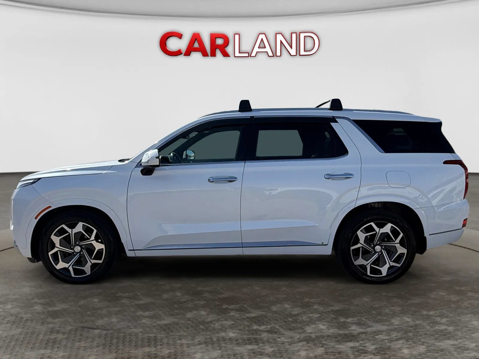 Used 2021 Hyundai Palisade Calligraphy w/ Cargo Package FWD image 2