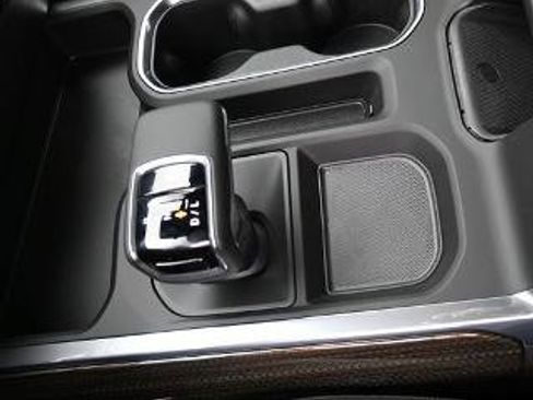 New 2026 Chevrolet Silverado 1500 LT Trail Boss w/ Convenience Package II image 17