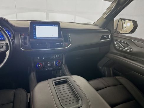 Used 2022 Chevrolet Tahoe RST w/ Sport Performance Package image 28