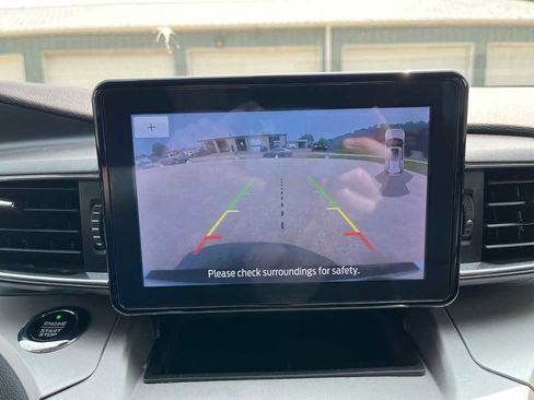 Used 2021 Ford Explorer XLT w/ Equipment Group 202A image 24