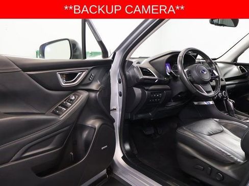 Used 2023 Subaru Forester Touring image 9