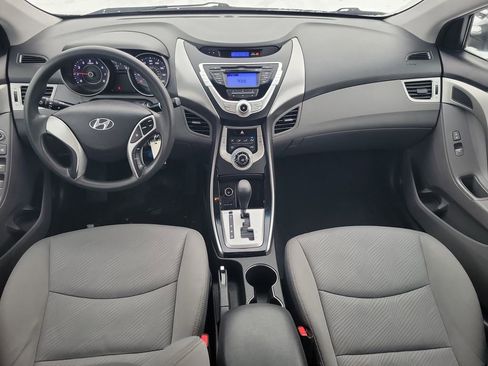 Used 2012 Hyundai Elantra GLS image 12