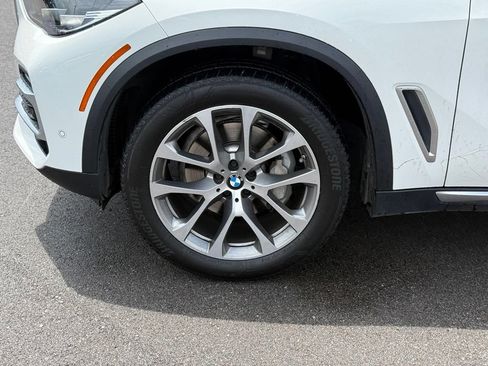 Used 2020 BMW X5 xDrive40i w/ Convenience Package AWD/4WD image 11
