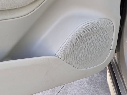 Used 2016 Volvo XC90 T5 Momentum image 15