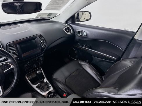 Used 2018 Jeep Compass Latitude w/ Popular Equipment Group image 21