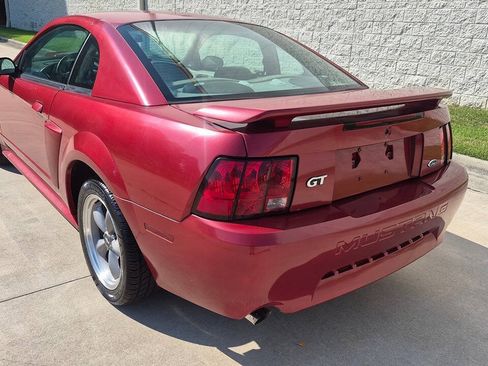 Used 2002 Ford Mustang GT RWD image 5