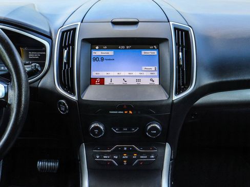 Used 2019 Ford Edge SEL w/ Equipment Group 201A AWD/4WD image 25