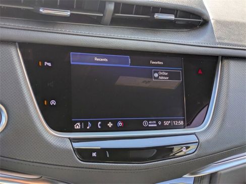 New 2025 Cadillac XT5 Luxury image 19