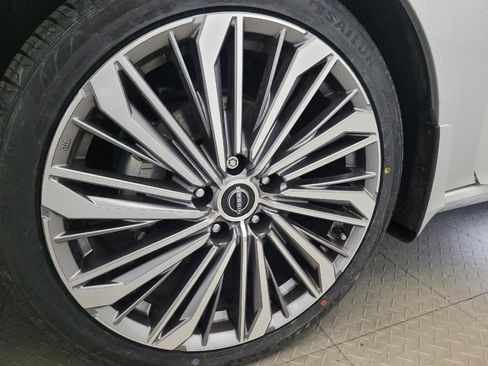 Used 2023 Nissan Altima 2.5 SL FWD image 31