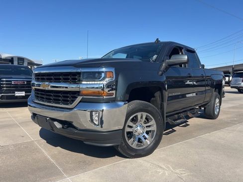 Used 2019 Chevrolet Silverado 1500 LT w/ All Star Edition image 2