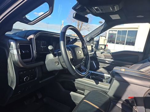 Used 2024 Ford F250 Platinum w/ Tremor Off-Road Package image 11