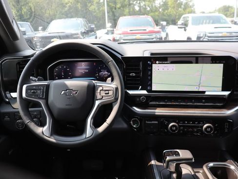 New 2026 Chevrolet Silverado 1500 RST w/ Dark Appearance Package AWD/4WD image 11
